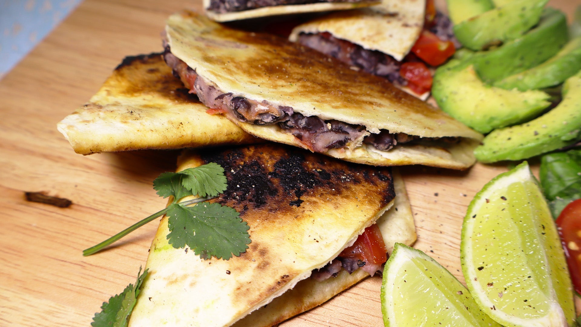 Black Bean & Avocado Tacos (Ve)