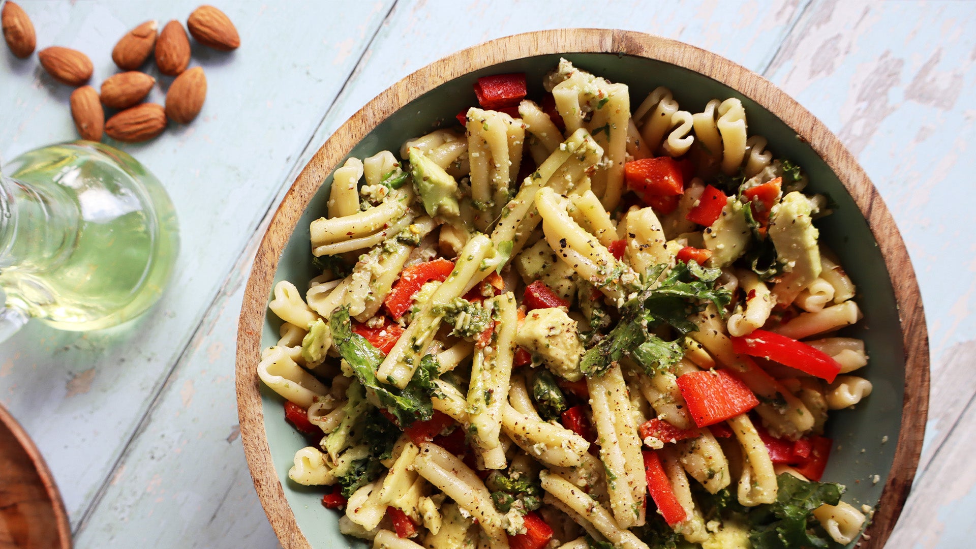 Creamy Avocado Pasta Salad (Ve)