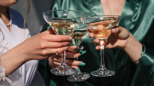 Does alcohol affect the menopause?