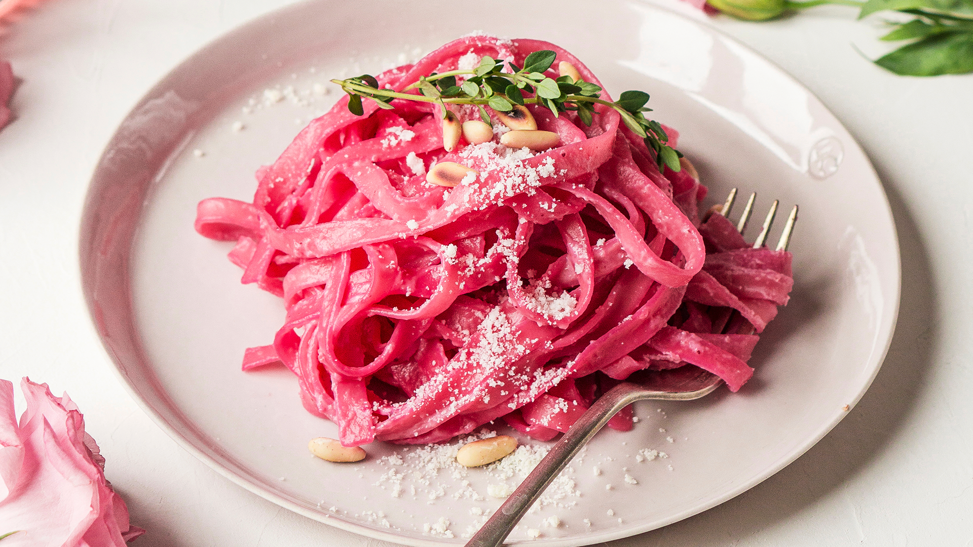 Pink Beetroot Pasta (Ve)